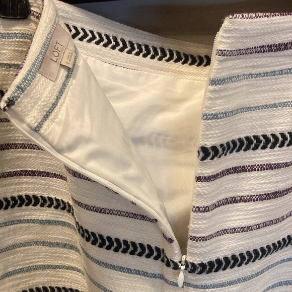 ANN TAYLOR LOFT- white , Blue, lavender Tweed like wrap skirt. - Picture 8 of 14